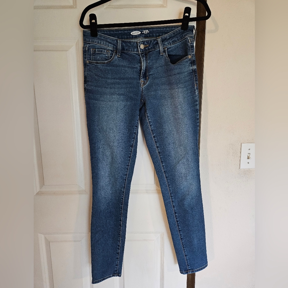 Old Navy Rockstar jeans